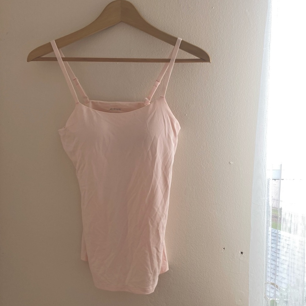 Airism camisole with built in cups